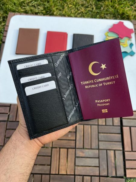 Derkon HAKİKİ DERİ SİYAH PASAPORTLUK
