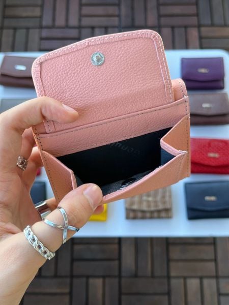 DERKON UFAK KULLANIŞLI CASSY MODEL %100 HAKİKİ DERİ  PUDRA PEMBESİ CÜZDAN