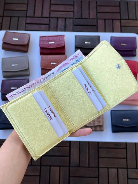DERKON UFAK KULLANIŞLI CASSY MODEL %100 HAKİKİ  DERİ LİMON SARISI CÜZDAN