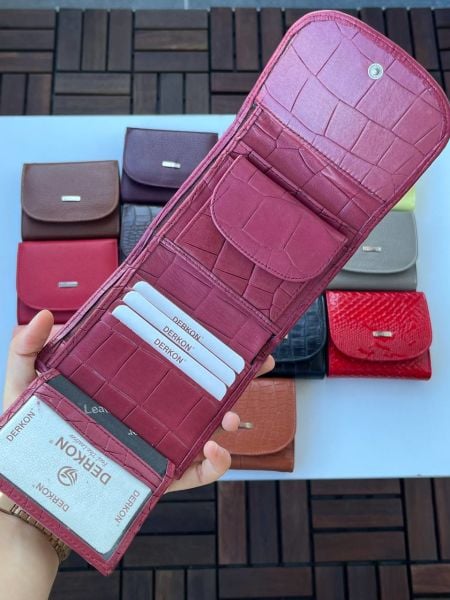 Derkon Luisy Model Hakiki Deri Fermuar Detaylı Kadın Cüzdanı Timsah Desenli Pembe