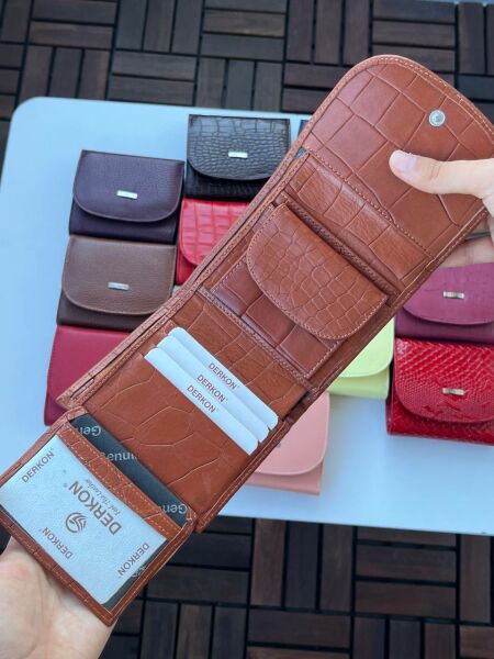 Derkon Luisy Model Hakiki Deri Fermuar Detaylı Kadın Cüzdanı Timsah Desenli Taba