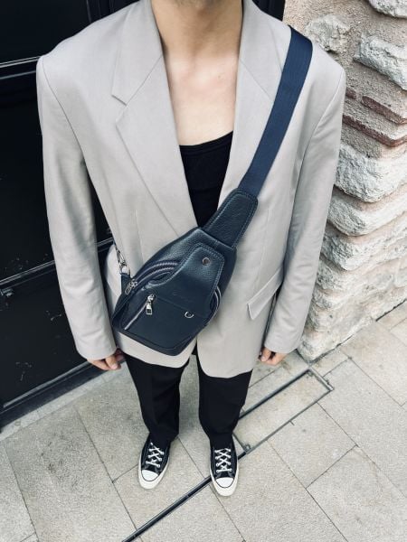 Hakiki Deri Posedo Model Bodybag Omuz ve Göğüs Çantası Lacivert