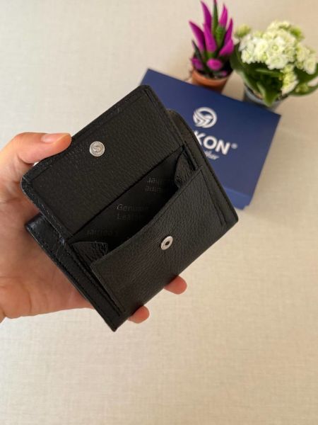 Ufak Bol Kartlıklı Hakiki Deri Cüzdan Misha Model Siyah