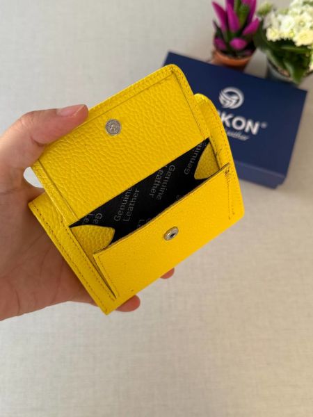 Ufak Bol Kartlıklı Hakiki Deri Cüzdan Misha Model Sarı