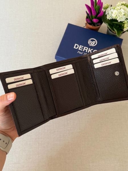 Ufak Bol Kartlıklı Hakiki Deri Cüzdan Misha Model Kahverengi